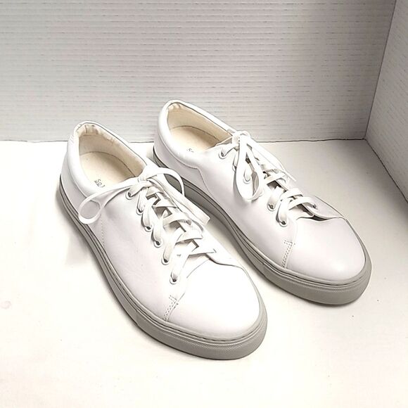 Soleset White Men's Minimilist Neutral Sneaker's Size 9 - Picture 1 of 9